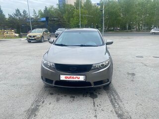 2009 Kia Cerato 4-speed II, серый, 820000 рублей, вид 2