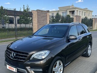 2013 Mercedes-Benz M-Класс 350 CDI III (W166), коричневый, 3100000 рублей, вид 1