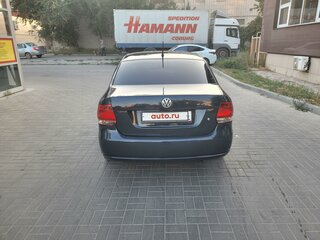 2013 Volkswagen Polo V, серый, 810000 рублей, вид 3