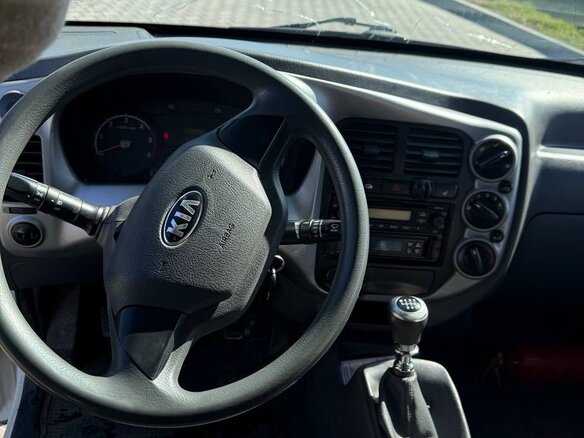 2016 Kia Bongo, белый, 1450000 рублей - вид 8