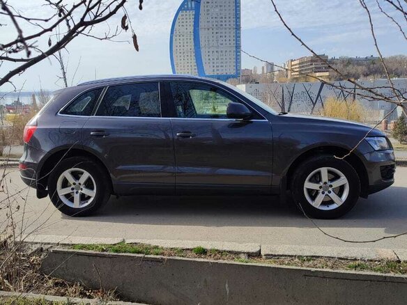 2009 Audi Q5 I (8R), серый, 1390000 рублей - вид 5