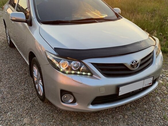 2010 Toyota Corolla X (E140, E150) Рестайлинг, серебристый, 750000 рублей - вид 1