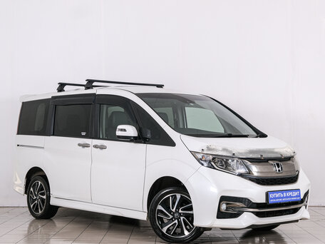 Honda Stepwgn V