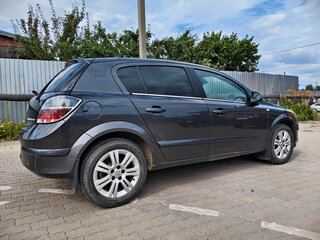 2011 Opel Astra H Рестайлинг, серый, 530000 рублей, вид 5