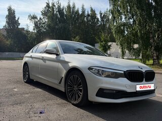 2019 BMW 5 серии 520d VII (G30/G31/G38), белый, 3150000 рублей, вид 3