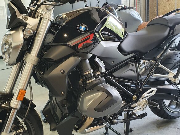 2021 BMW R 1250 R, чёрный, 1499950 рублей - вид 7