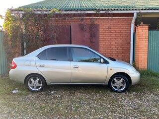 2001 Toyota Prius I Рестайлинг (XW10), серебристый, 390000 рублей, вид 5