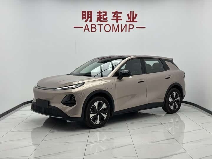 Открыть фотографии: Changan Qiyuan Q05 II