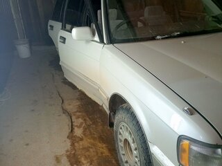 1995 Toyota Crown X (S150), серый, 500000 рублей, вид 1