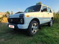 2016 Lada (ВАЗ) 2121 (4x4) Urban I Рестайлинг, белый, 600000 рублей