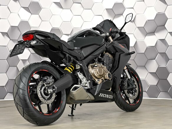 2021 Honda CBR 650R, чёрный, 899000 рублей - вид 6