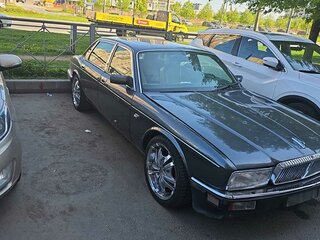 1992 Jaguar XJ II (XJ40), серый, 420000 рублей, вид 2