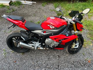 2014 BMW S 1000 R, красный, 1100000 рублей, вид 3