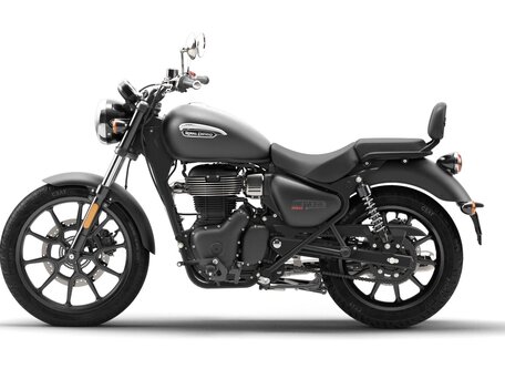 2025 Royal Enfield Meteor, чёрный, 519000 рублей, вид 2