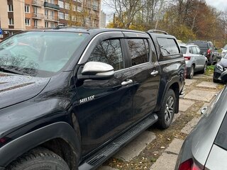 2016 Toyota Hilux VIII, чёрный, 2950000 рублей, вид 3