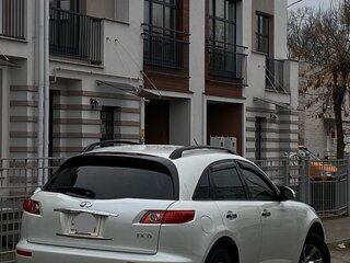2007 Infiniti FX35 I (S50) Рестайлинг, белый, 1100000 рублей, вид 3