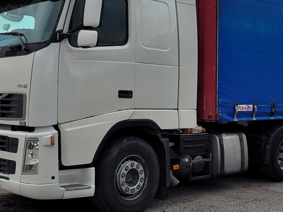 2003 Volvo FH, белый, 3599000 рублей - вид 29