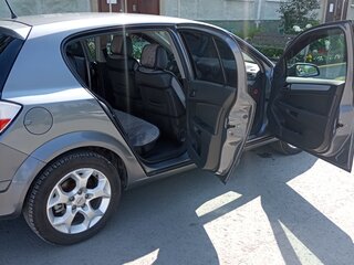 2006 Opel Astra H Рестайлинг, серый, 700000 рублей, вид 2