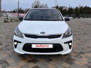 2018 Kia Rio IV, белый, 1550000 рублей, вид 3