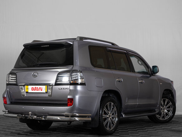 2008 Lexus LX 570 III, серебристый, 3600000 рублей - вид 3