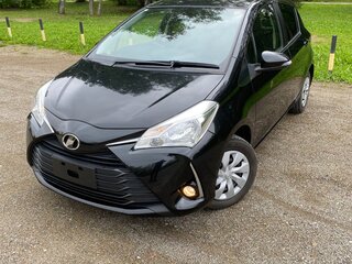 2018 Toyota Vitz III (XP130) Рестайлинг, чёрный, 1130000 рублей, вид 4