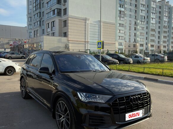 2021 Audi Q7 45 TDI II (4M) Рестайлинг, чёрный, 6950000 рублей - вид 2