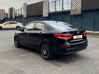 2016 Kia Rio III Рестайлинг, чёрный, 505000 рублей, вид 5