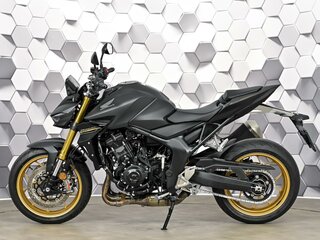 2025 Honda CB 1000 Hornet, чёрный, 1379000 рублей, вид 4