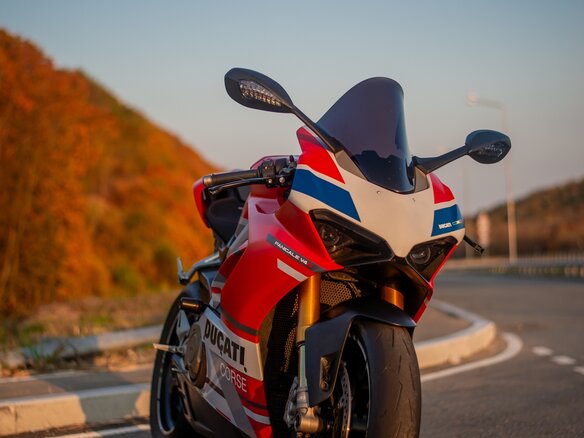 2019 Ducati Panigale V4, серый, 2000000 рублей - вид 14