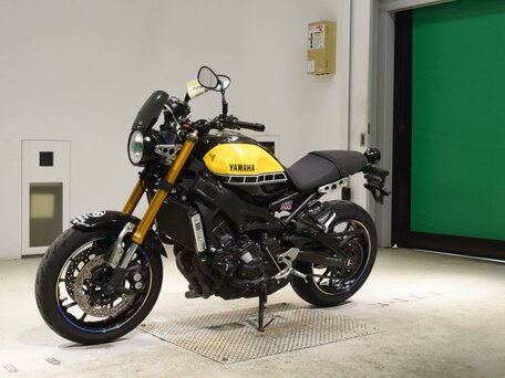 2016 Yamaha XSR900, жёлтый, 699000 рублей, вид 4