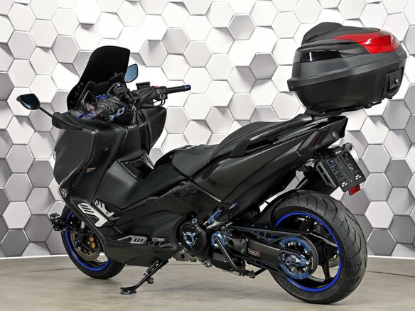 2017 Yamaha TMAX, серый, 869000 рублей - вид 7
