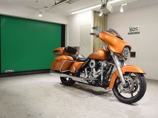 2013 Harley-Davidson Street Glide, оранжевый, 1299000 рублей, вид 3