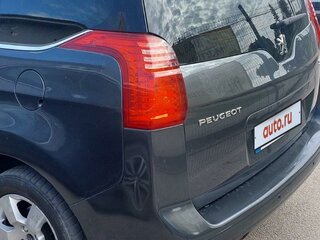 2010 Peugeot 5008 I, чёрный, 854173 рублей, вид 3
