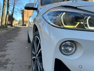 2019 BMW X2 sDrive18i I (F39), белый, 3050000 рублей, вид 2