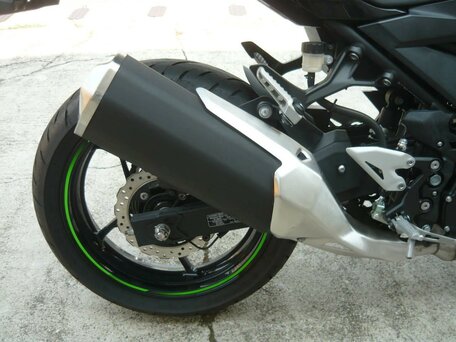 2019 Kawasaki Z 400, белый, 595000 рублей, вид 3