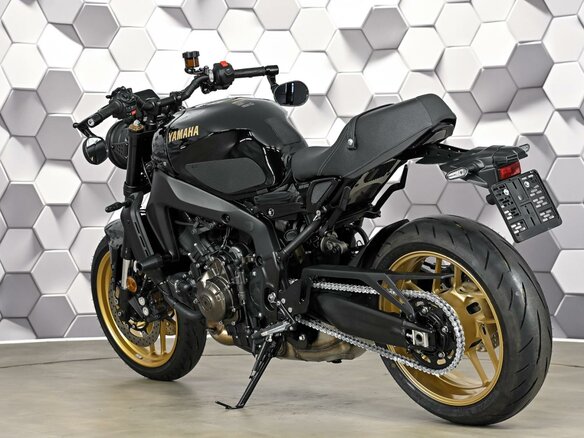 2025 Yamaha XSR900, чёрный, 1399000 рублей - вид 7