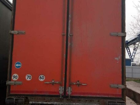 2002 Freightliner Columbia, красный, 2500000 рублей, вид 4