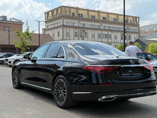 2023 Mercedes-Benz S-Класс 400 d 4MATIC VII (W223), чёрный, 10840000 рублей, вид 2