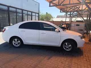 2014 Geely Emgrand EC7, белый, 700000 рублей, вид 3
