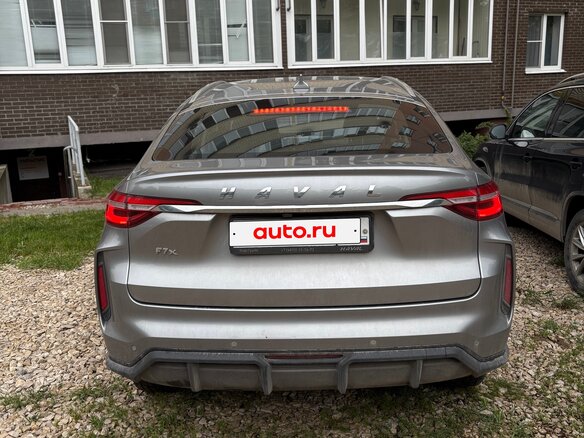 2024 Haval F7x I Рестайлинг, серебристый - вид 2