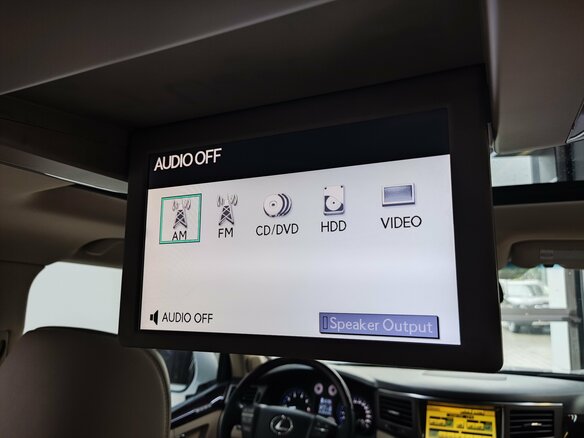 2009 Lexus LX 570 III, белый, 3200000 рублей - вид 33