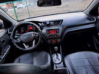 2013 Kia Rio 4-speed III, серый, 760000 рублей, вид 5