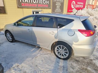 2004 Toyota Caldina III, серый, 800000 рублей, вид 3