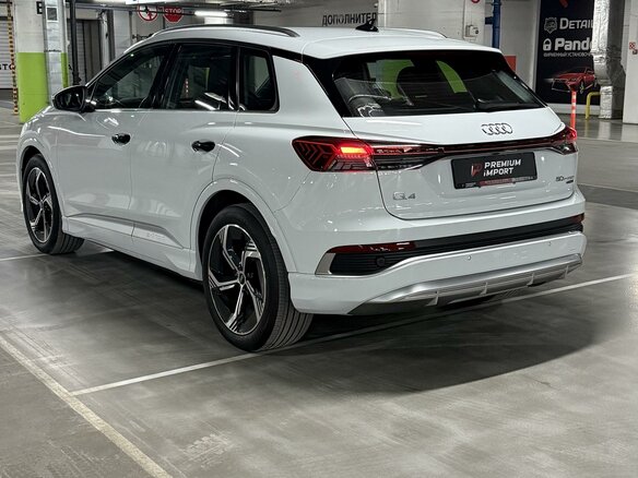 2023 Audi Q4 e-tron 50 quattro I, белый, 4999000 рублей - вид 16