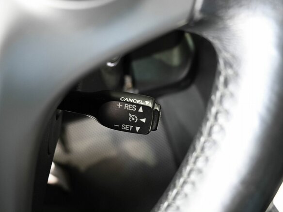 2013 Toyota Camry Japan Market VII (XV50), чёрный - вид 16