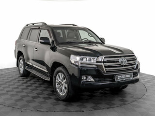 2017 Toyota Land Cruiser 200 Series Рестайлинг 2, чёрный, 5890000 рублей, вид 3