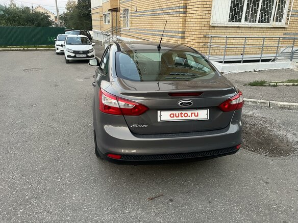 2011 Ford Focus III, серый, 570000 рублей - вид 5