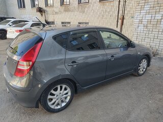 2010 Hyundai i30 I Рестайлинг, серый, 660000 рублей, вид 5
