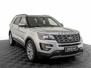 2018 Ford Explorer V Рестайлинг, серебристый, 3655000 рублей, вид 3