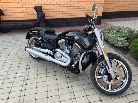 2014 Harley-Davidson V-Rod Muscle, чёрный, 2100000 рублей, вид 1